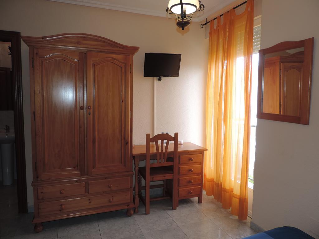 Hostal Sali Pelabravo Extérieur photo