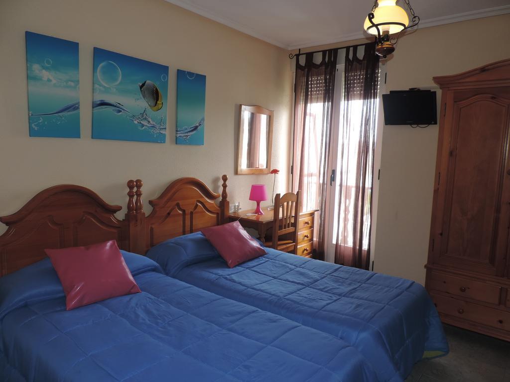 Hostal Sali Pelabravo Extérieur photo