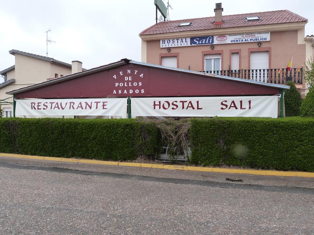 Hostal Sali Pelabravo Extérieur photo